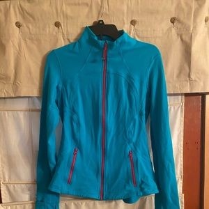 EUC LuLuLemon turquoise jacket size 10.